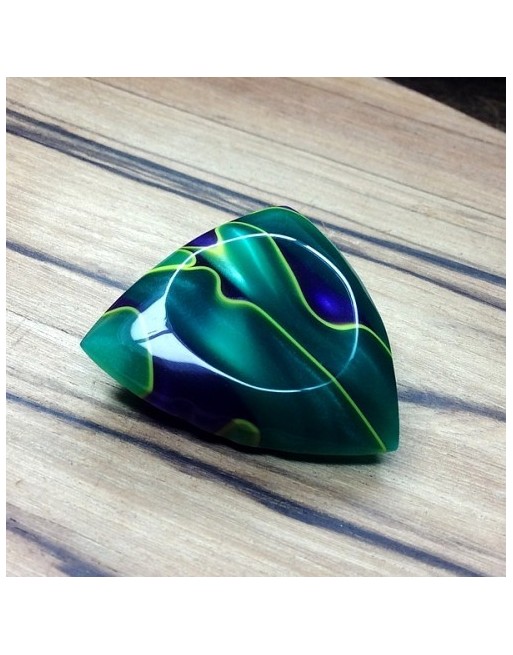 Riki Acryswirl Tri plectrum 8.00 mm Riki Acryswirl Tri plectrum 8.00 mm